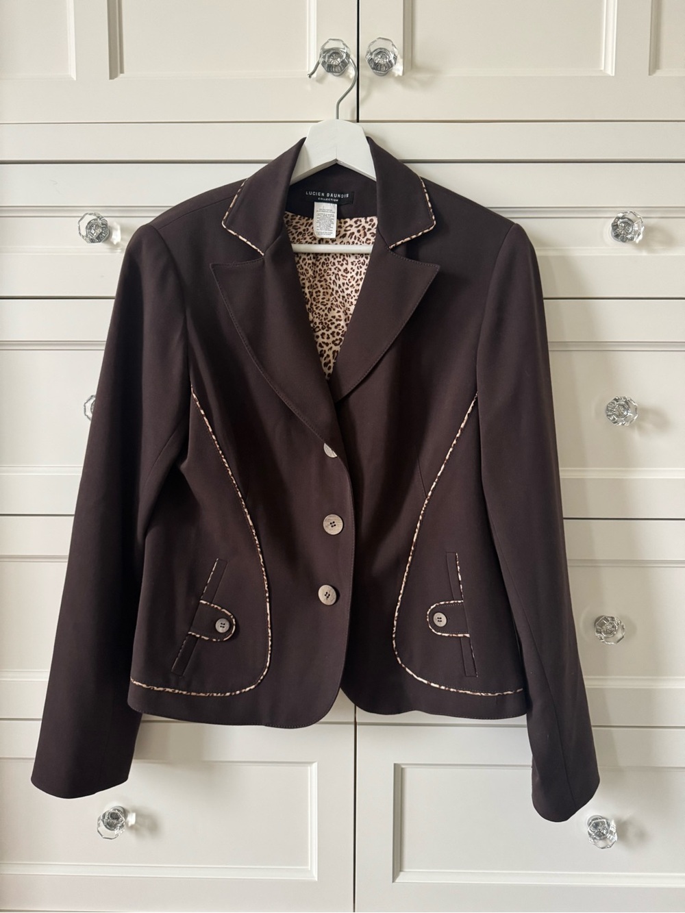 LUCIEN DAUNDIS TAILORED BLAZER WITH PIPING DETAIL AND LEOPARD LINING, SIZE M